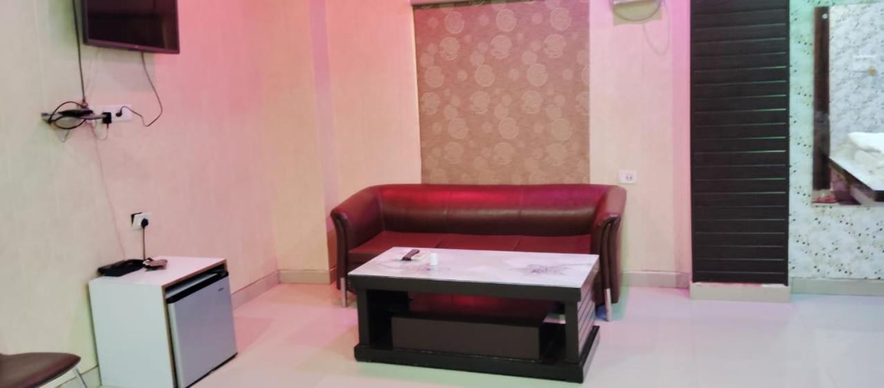 Hotel Shri Sai International, Sitamarhi Dumra Exterior photo